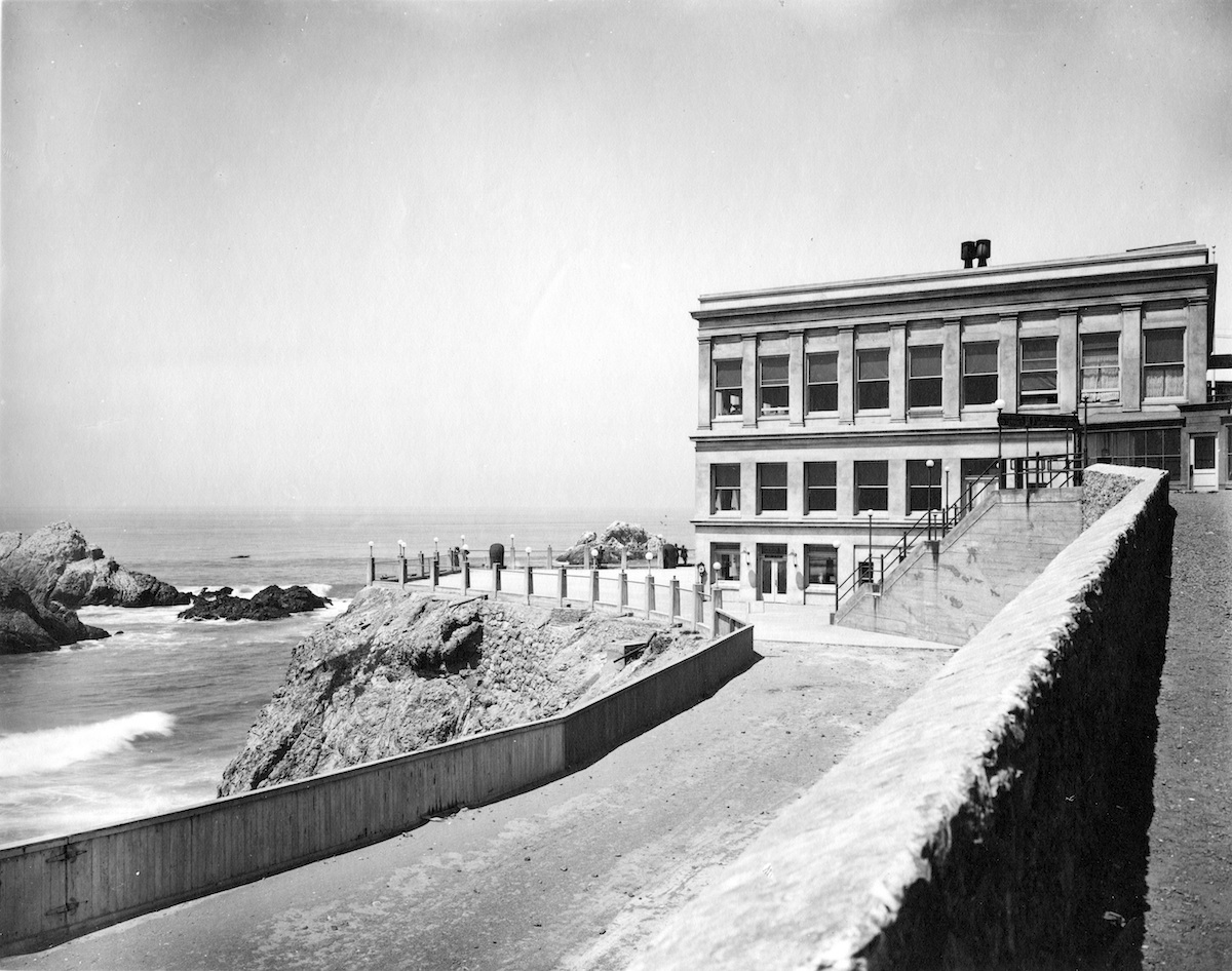 1909